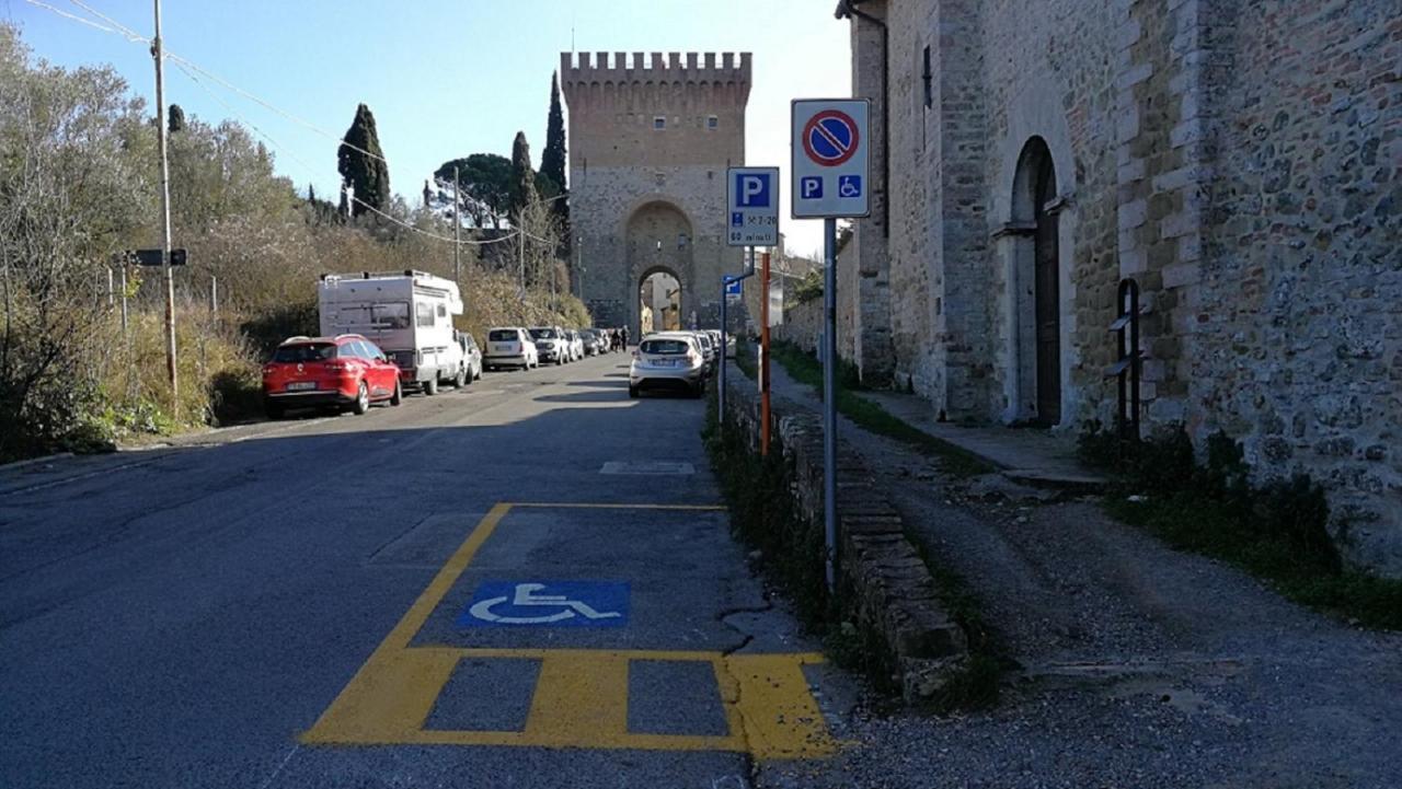 Apartamento Loft Garibaldi, Garage Privato! Perugia Exterior foto